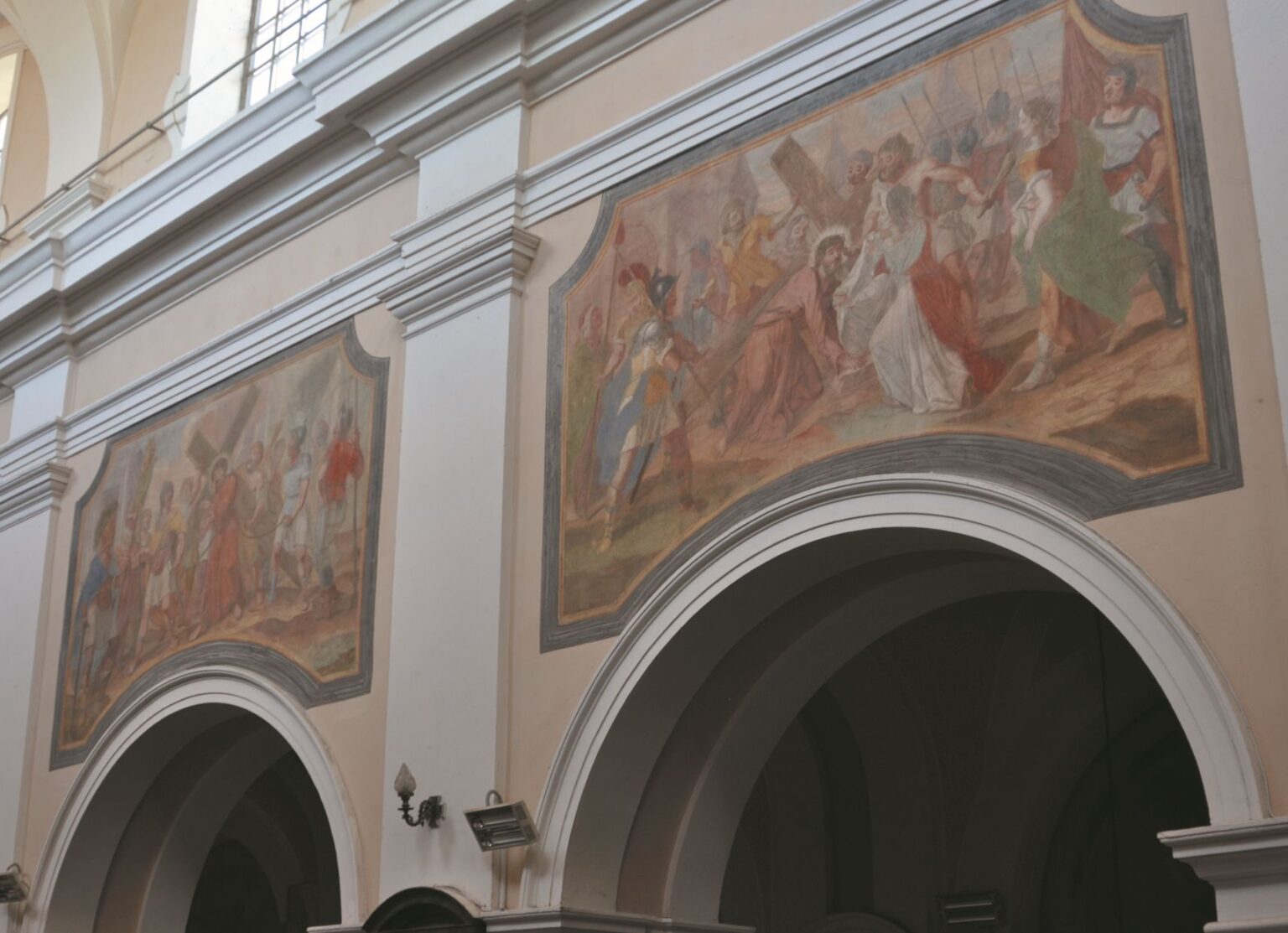 Wystrój wnętrza Kościoła w Krasnem