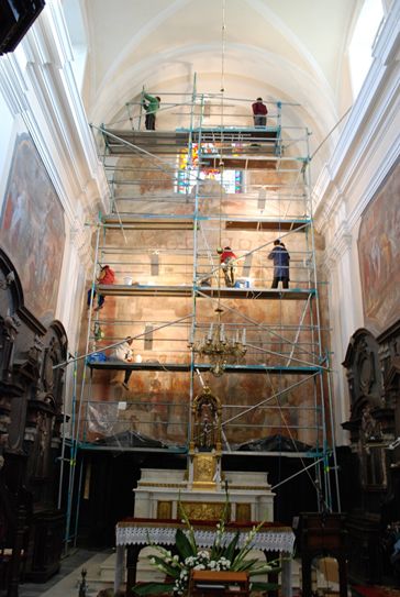 Prace konserwatorsko-restauratorskie w kościele w Krasnem prowadzone w ramach studenckich zajęć terenowych